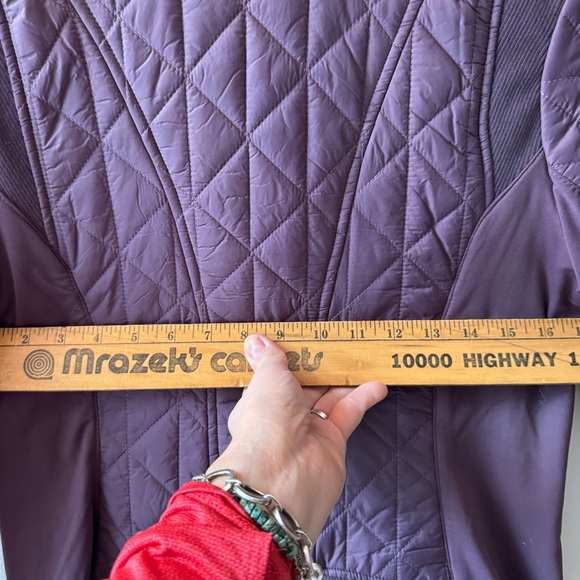 90 DEGREE Super lightweight quilted jacket with knit details and zippers M plum - Picture 9 of 12